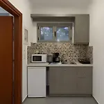 Apartament House By The Sea *